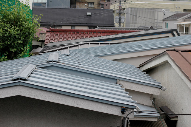 足立区の屋根塗装工事に対応！屋根材の種類と特徴